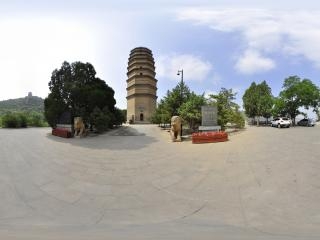 陜西—嶺山寺塔全景