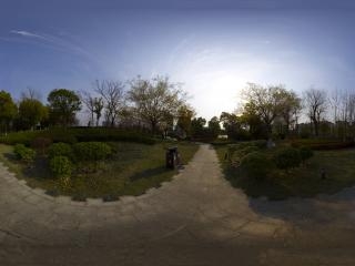 湖北—黃崗遺愛湖公園園中小道全景